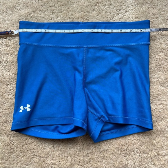 Under Armour Women's Blue Exercise Shorts - Size M - EUC - Stretch - Picture 6 of 8